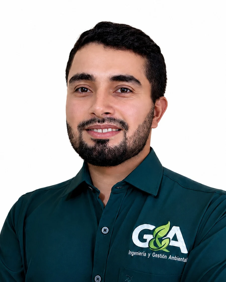 Retrato de Yulian Amaya Romero, gerente general de G&A Ingeniería y Gestión Ambiental.