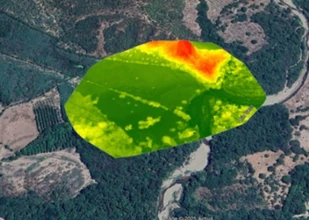 Modelo digital de elevación sobre imagen satelital del predio levantado.